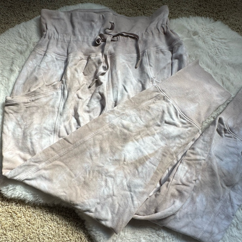 Women’s sweatpants